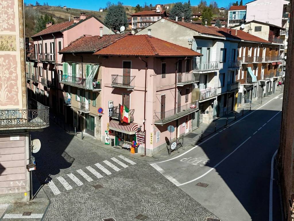 Casa indipendente a Canale in Piazza Gugliemo Marconi, 1 - Foto 2