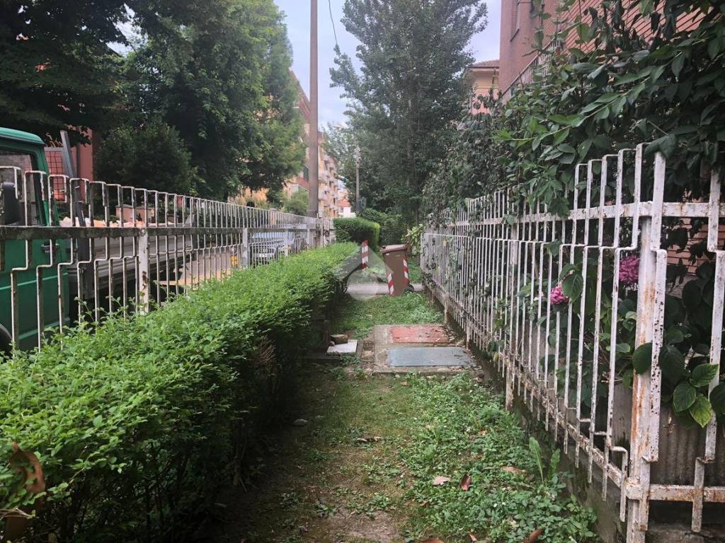 Box / garage a Parma in Via Marmolada, 14 - Foto 3