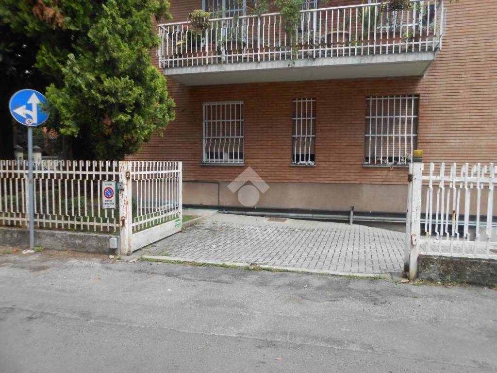 Box / garage a Parma in Via Marmolada, 14 - Foto 5