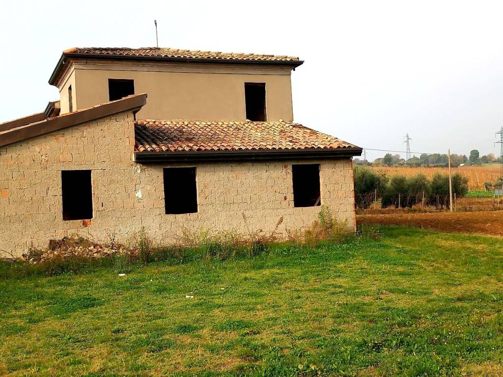 Villa a Coriano in Via Moreta - Foto 2