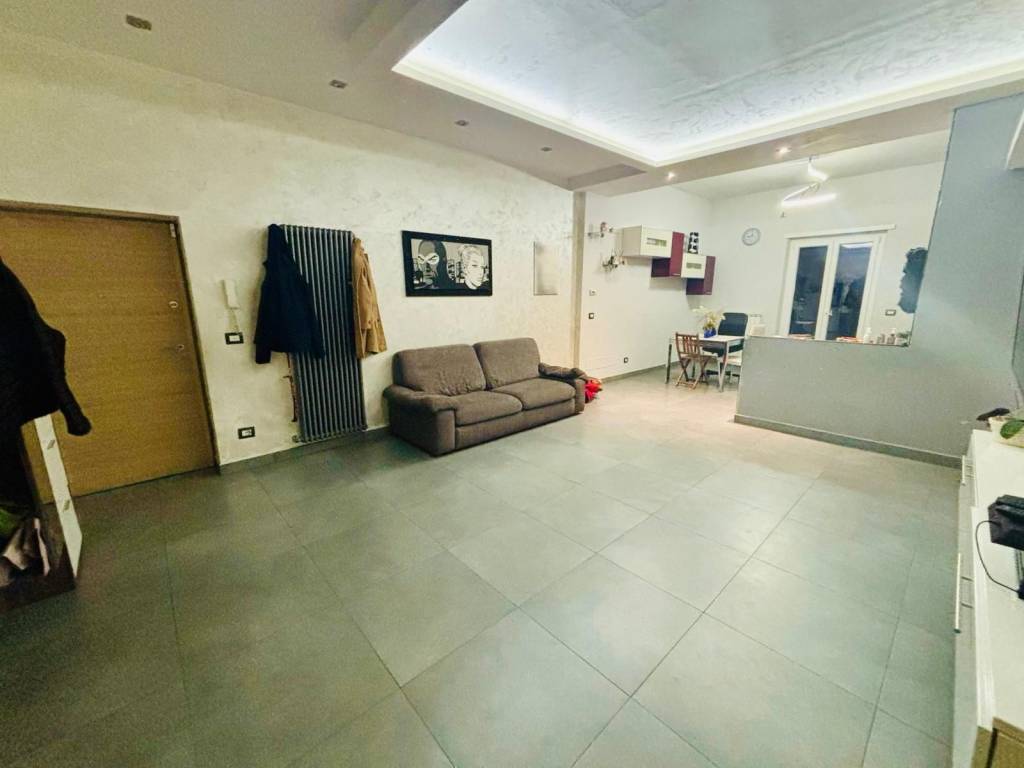 Appartamento a Pomezia in Largo Plinio - Foto 3