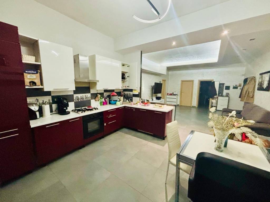 Appartamento a Pomezia in Largo Plinio - Foto 5