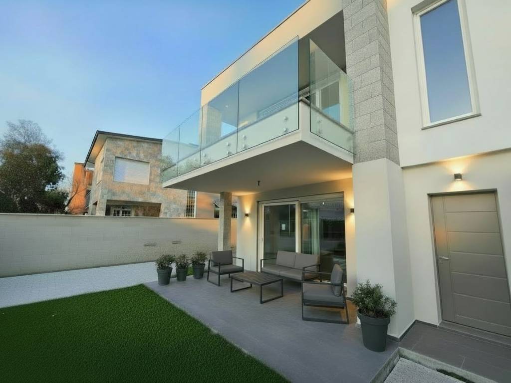 Villa a Legnano in Via Bottini - Foto 2