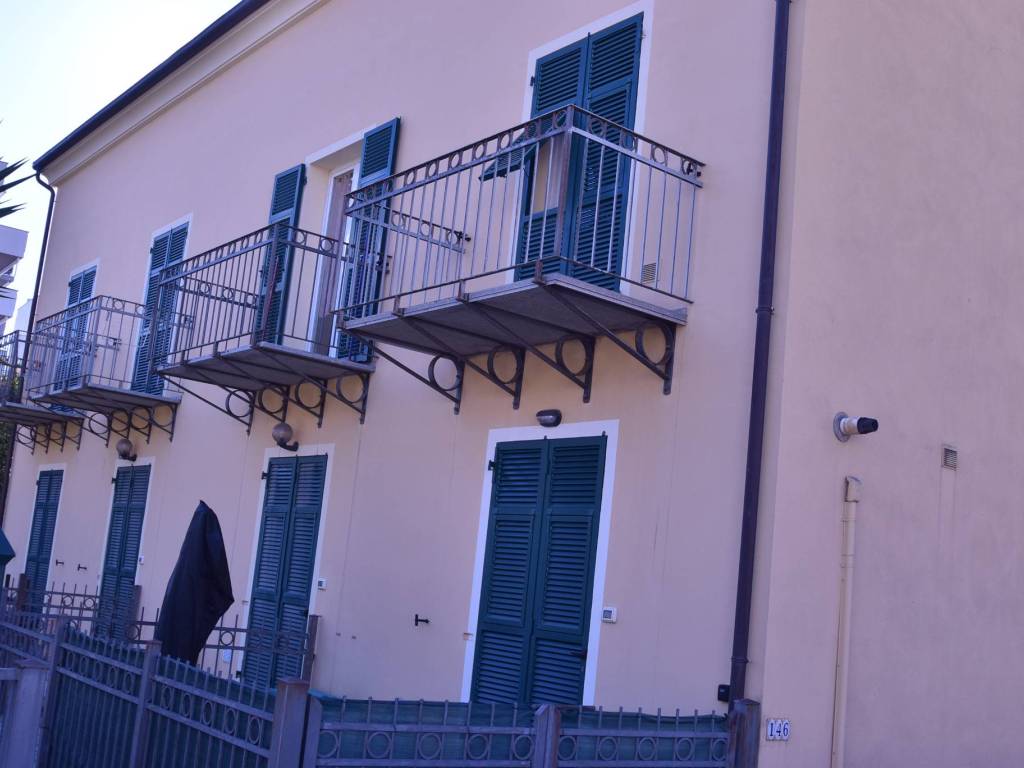 Appartamento a Pietra ligure in Viale della Repubblica - Foto 2