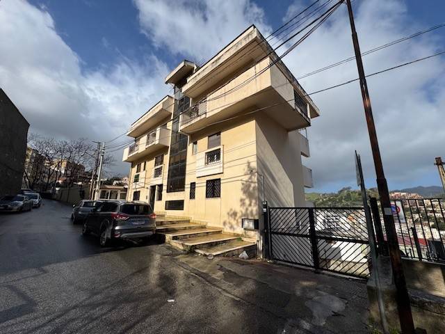 Appartamento a Messina in Via Noviziato Casazza - Foto 3