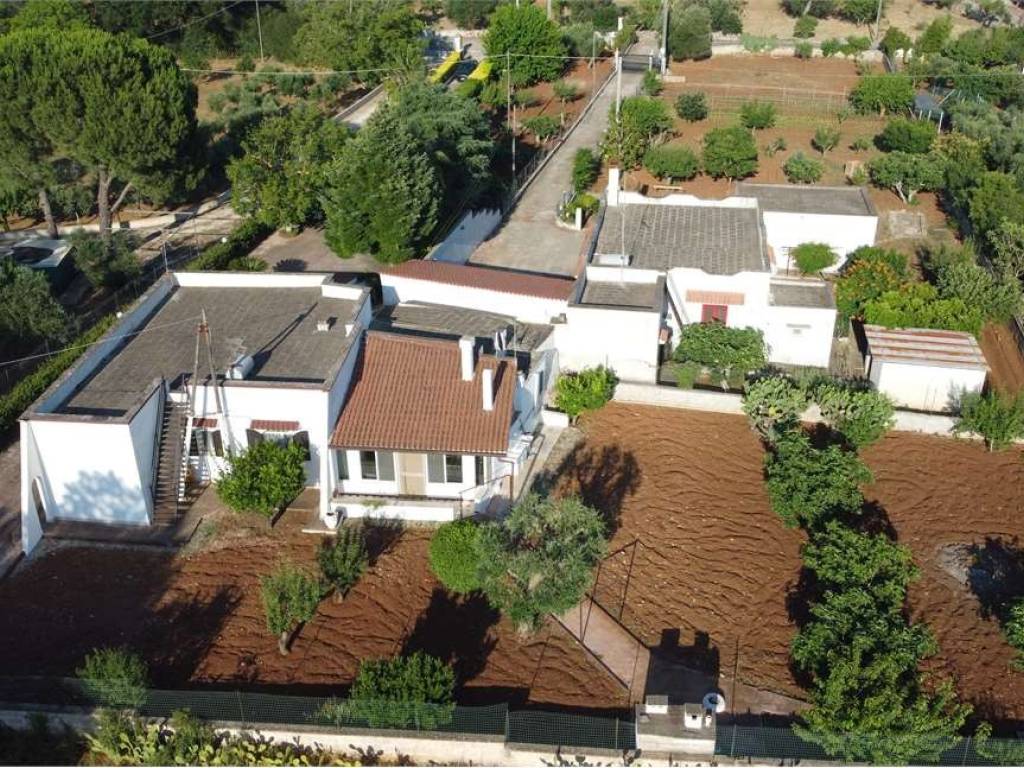 Villa a Ceglie messapica in c.da abate amato - Foto 5