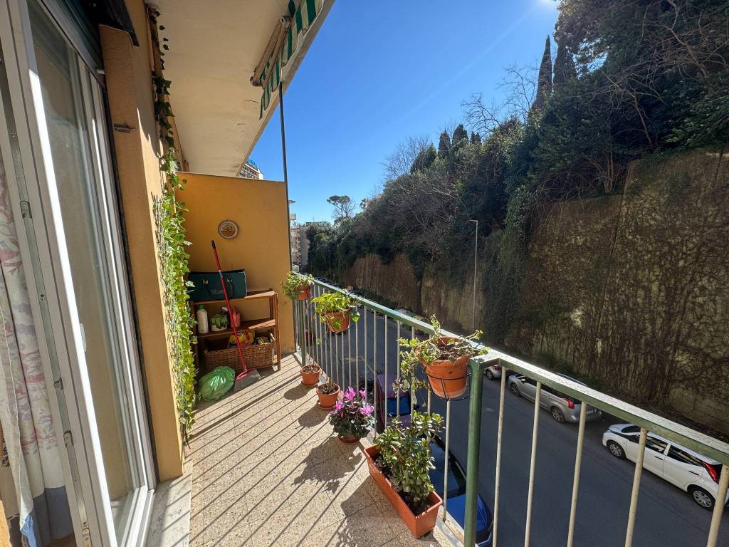 Appartamento a Genova in Via Luigi Rizzo - Foto 5