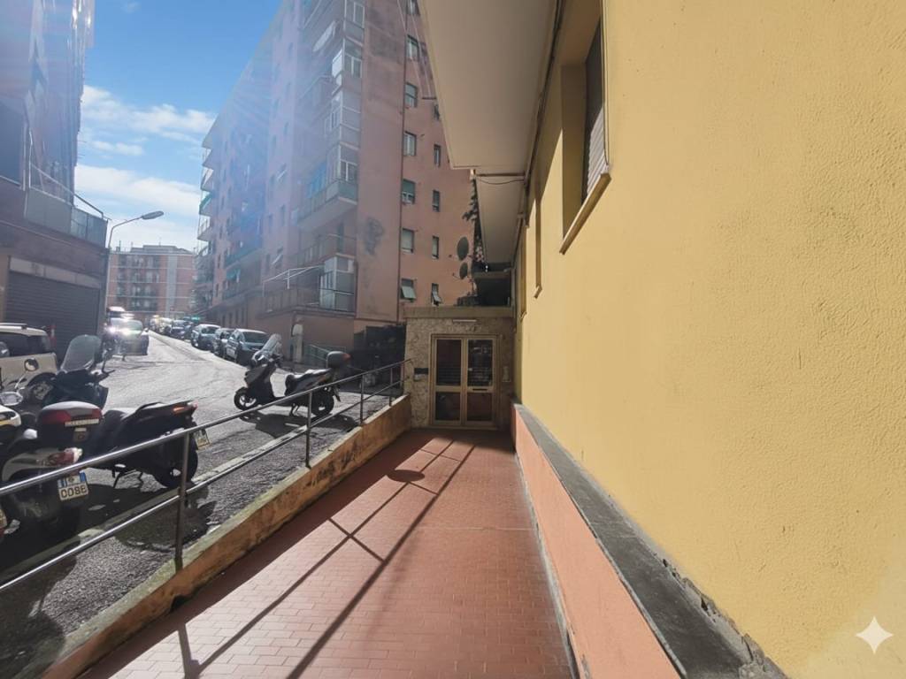 Appartamento a Genova in Via dei Platani - Foto 2