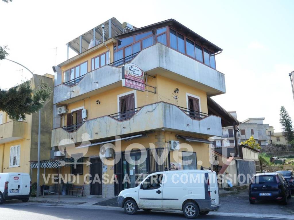Casa indipendente a Santa margherita di belice in Via Regione Siciliana, 15 - Foto 2
