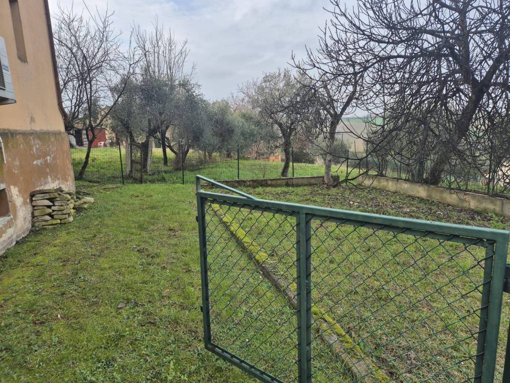 Palazzo / stabile a Arcevia in Castiglioni - Foto 4