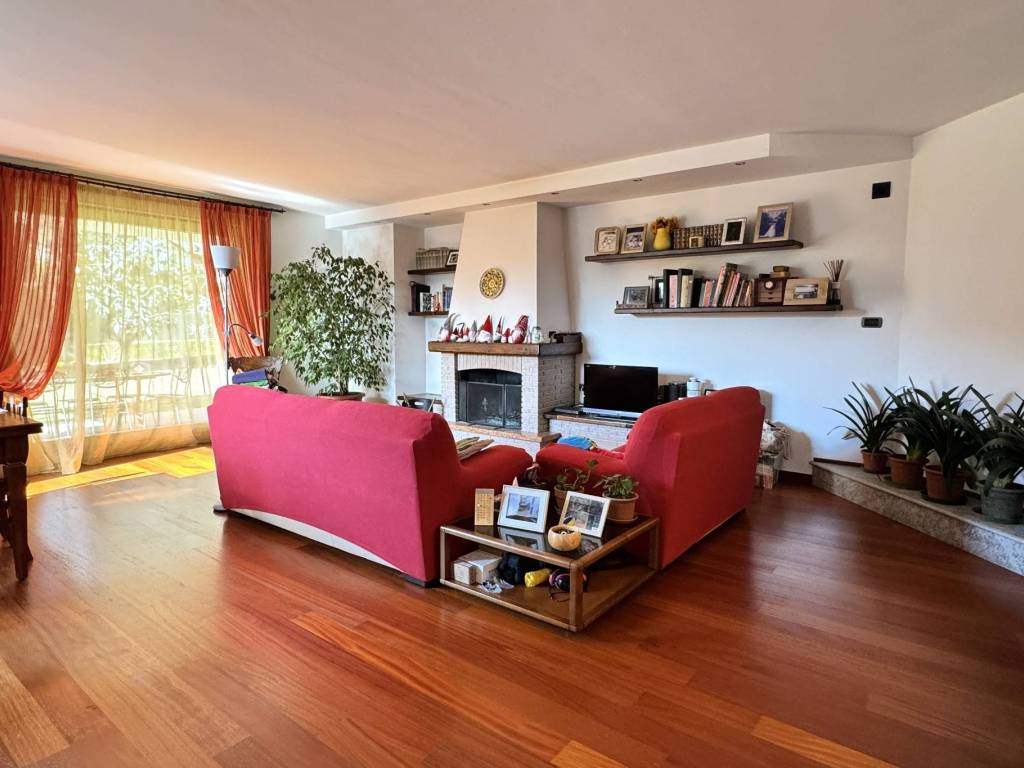 Villa a Sirone in Via San Benedetto, 41 - Foto 5