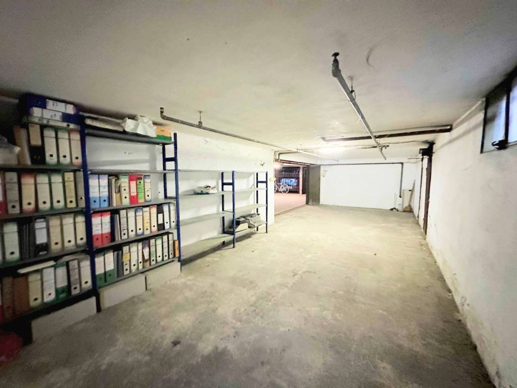 Box / garage a Mantova in Via Saverio Bettinelli, 6 - Foto 2