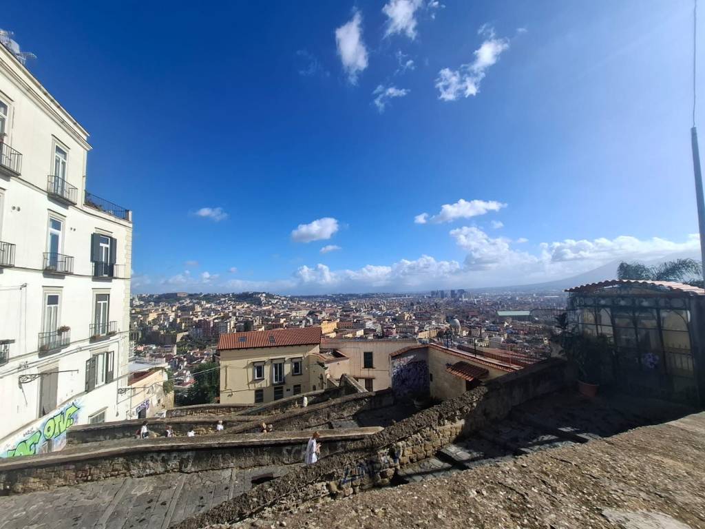 Appartamento a Napoli in Via Pedamentina San Martino - Foto 5