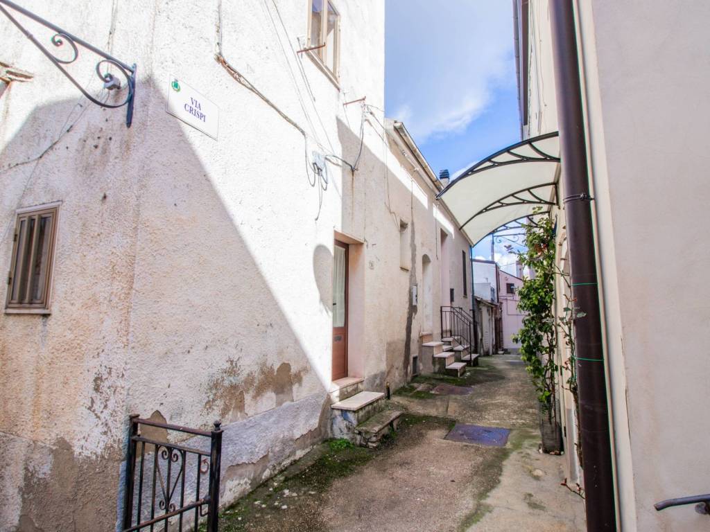 Appartamento a Alberona in Via Francesco Crispi, 12 - Foto 2