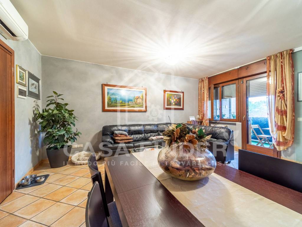 Appartamento a Parma in Strada Naviglio Alto - Foto 3