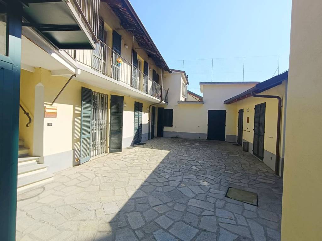 Immobile a Orbassano in Piazza Umberto 1 - Foto 2