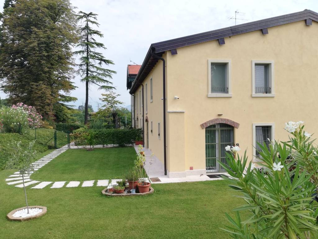 Appartamento a Bussolengo in Via Aurora - Foto 2