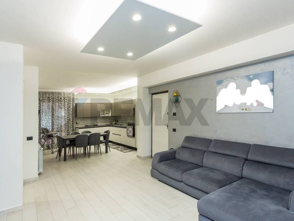 Appartamento a Acireale in Via San Girolamo, 4 - Foto 2