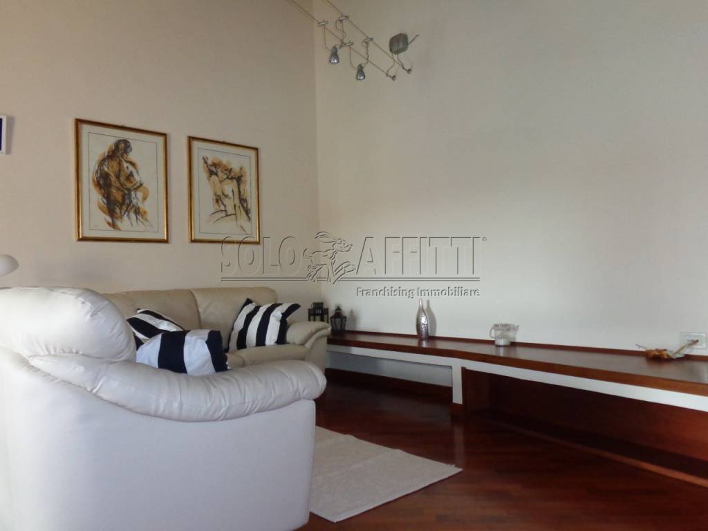 Attico / mansarda a Pisa in Via Santa Lucia - Foto 2