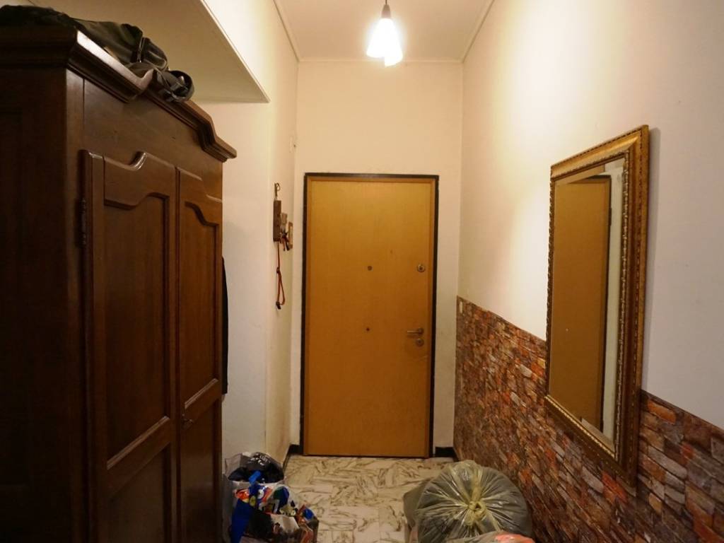 Appartamento a Genova in Via Monte Sei Busi - Foto 2