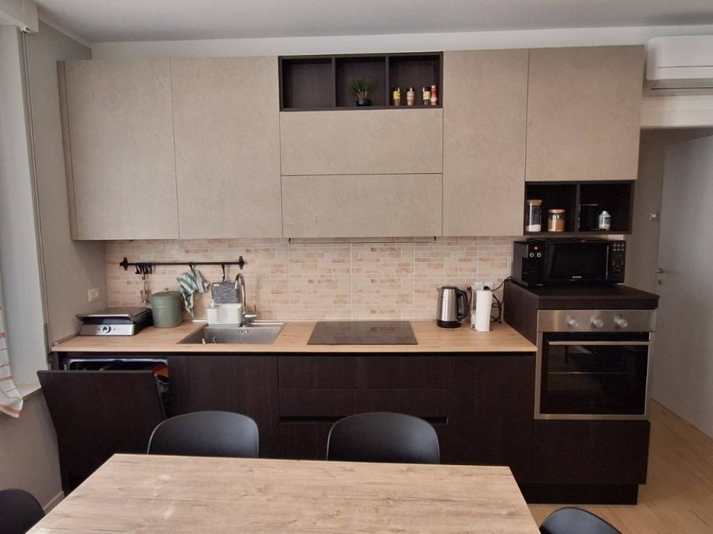 Appartamento a Parma in Via Giuseppe Cesare Abba - Foto 2