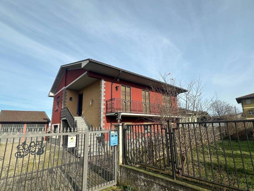 Villa a Lomello in Via Caldera, 67 - Foto 4