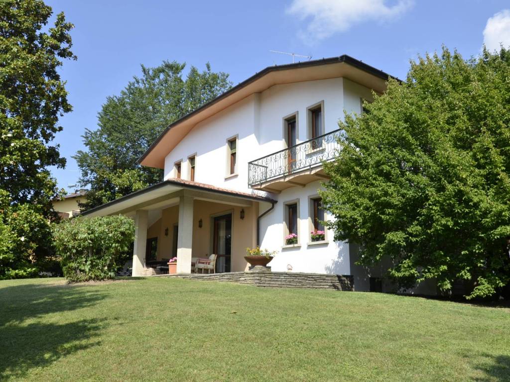Villa a Erba in via Lodorina, 11 - Foto 3