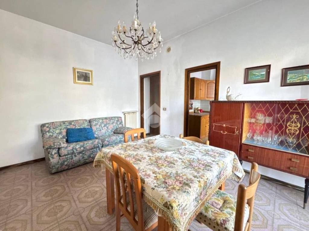 Appartamento a Clusone in Via sant'Alessandro, 40 - Foto 4