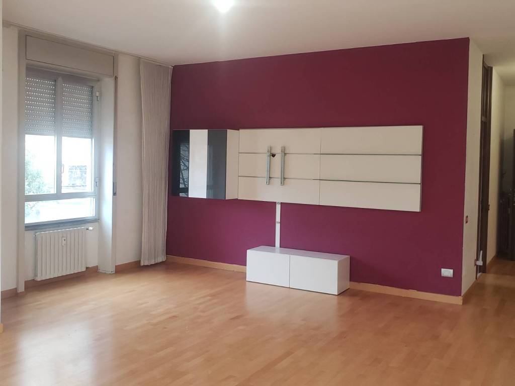 Appartamento a Gallarate in Via Giosuè Carducci - Foto 3