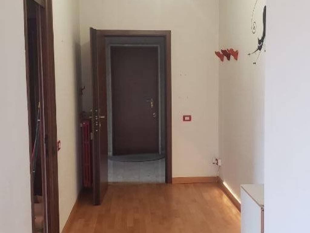 Appartamento a Gallarate in Via Giosuè Carducci - Foto 5