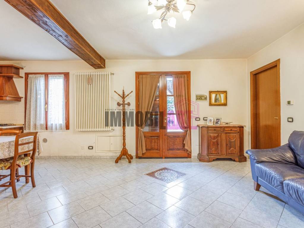 Villa a Reggio emilia in Via Monte Cisa, 26 - Foto 2