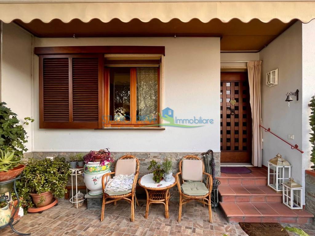 Villetta a schiera a Montecatini-terme in Viale Papa Giovanni XXIII - Foto 2
