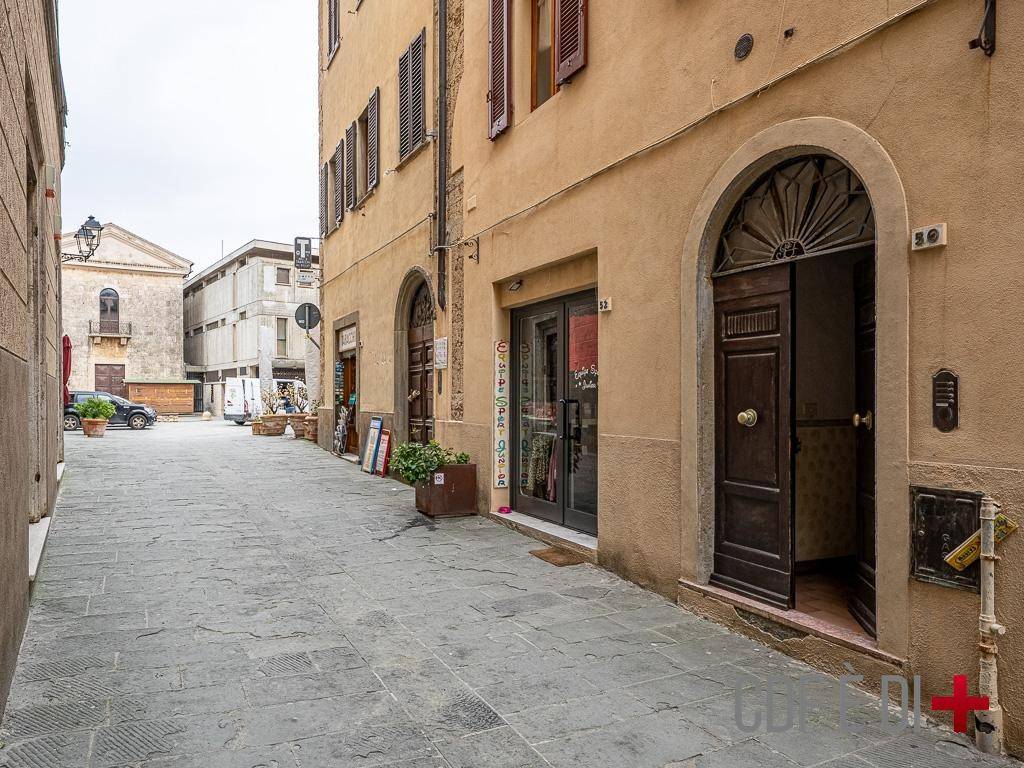 Appartamento a Massa marittima in Corso Armando Diaz - Foto 3