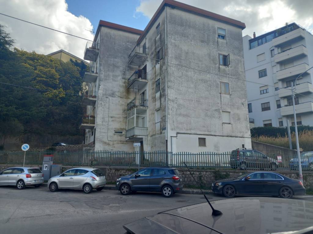 Appartamento a Catanzaro in Via Papa Giovanni XXIII - Foto 2