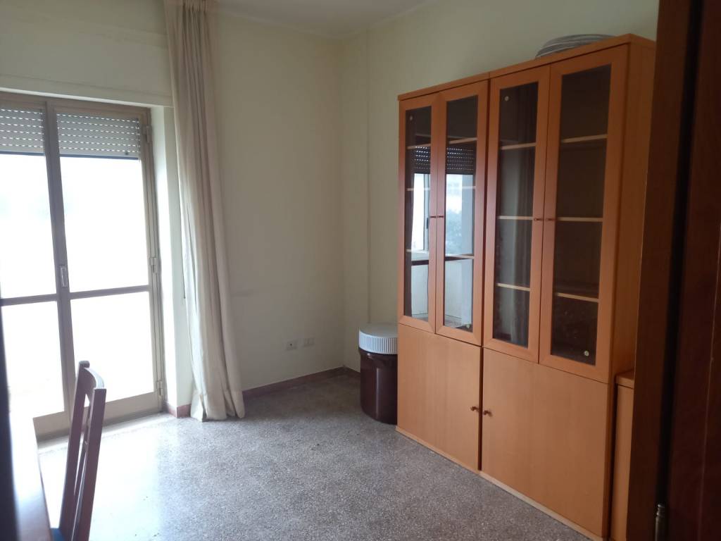 Appartamento a Catanzaro in Via Papa Giovanni XXIII - Foto 5