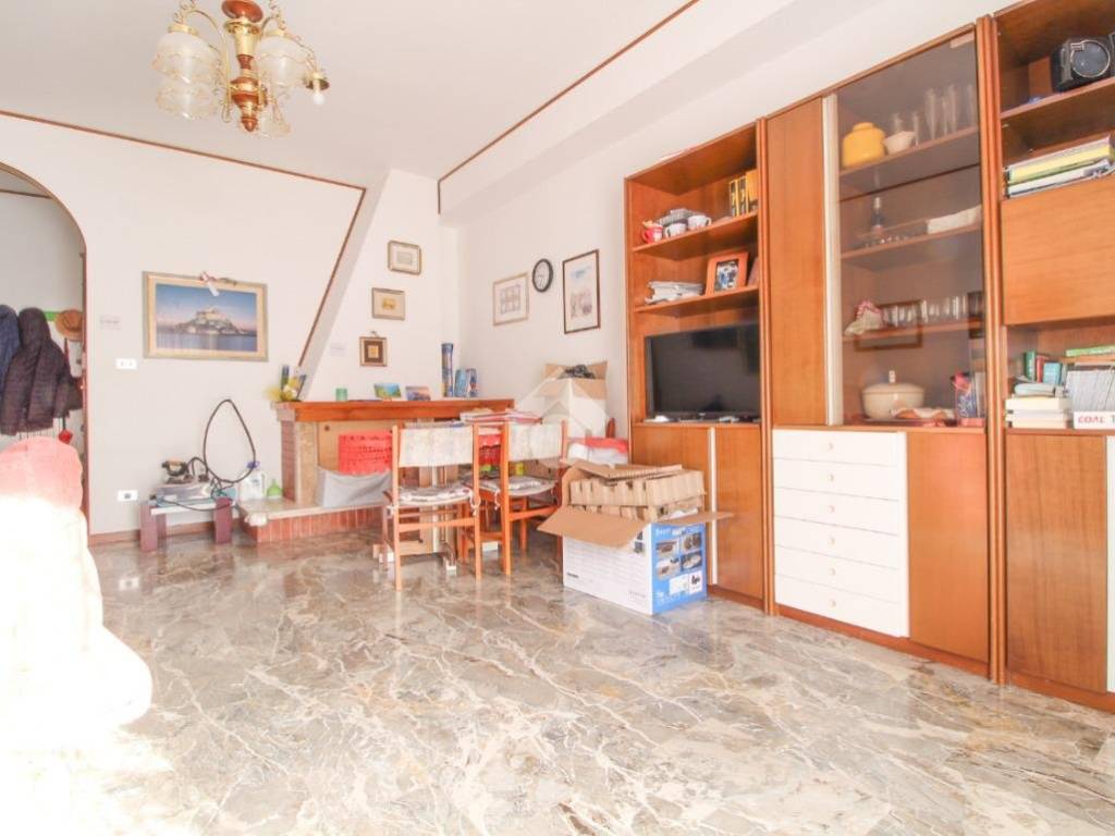 Appartamento a Castignano in Via Borgo Garibaldi, 185 - Foto 4