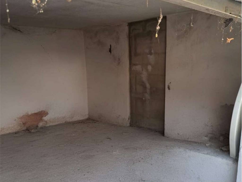 Box / garage a Cagliari in via Mestre - Foto 2