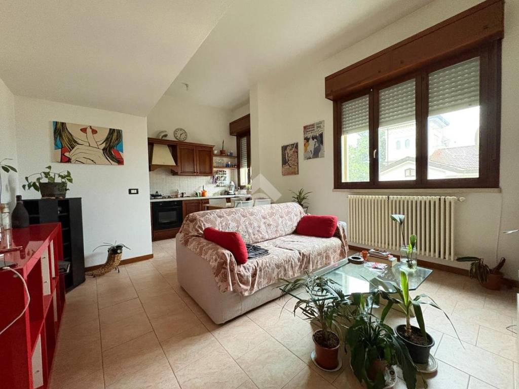 Appartamento a Suzzara in Via PIAVE, 8 - Foto 2