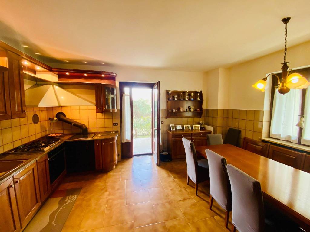 Villa a Rive d'arcano in Via Fagagna, 8 - Foto 2