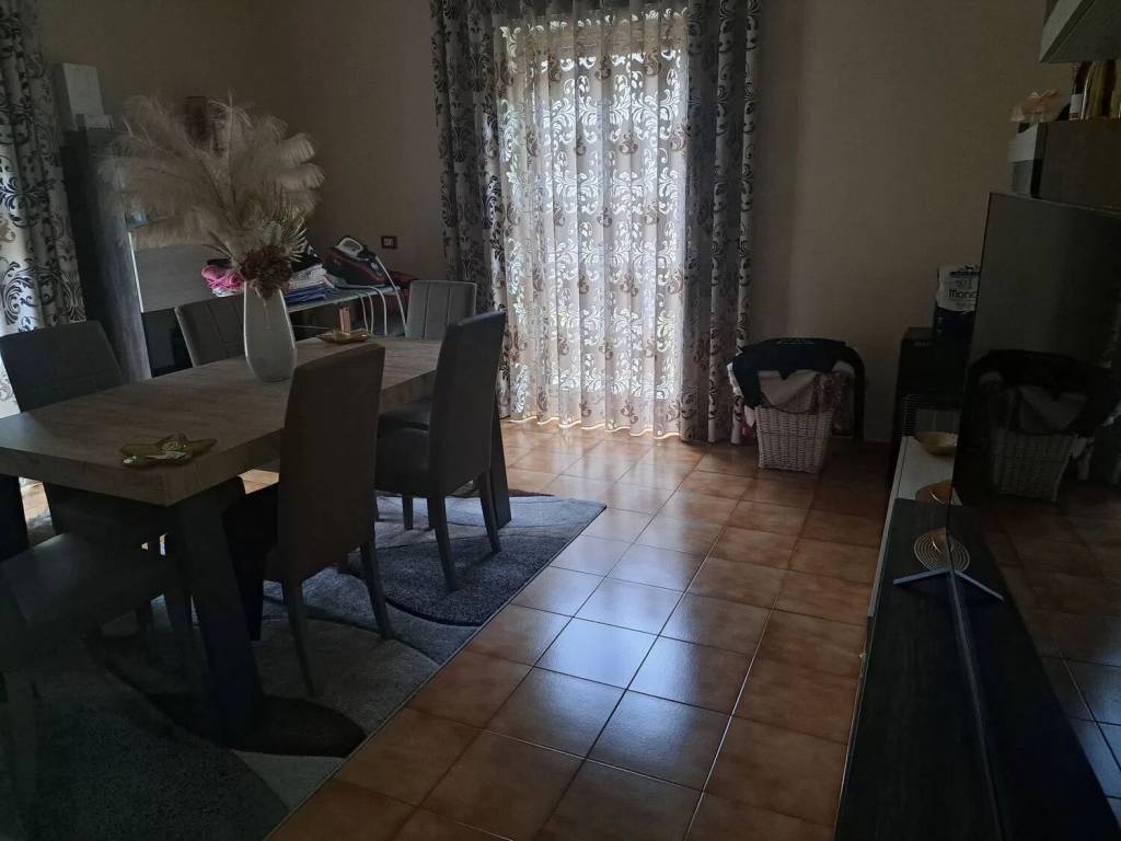 Appartamento a Carlentini in Via Ancona, 7 - Foto 4