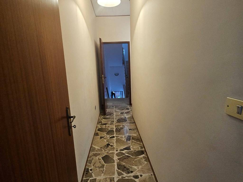 Appartamento a Gaggi in Via Ludovico Ariosto - Foto 5