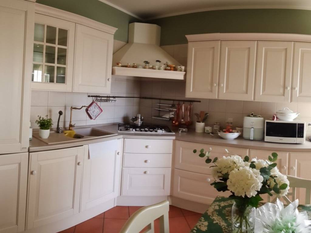 Appartamento a Trecate in Via Novara - Foto 2