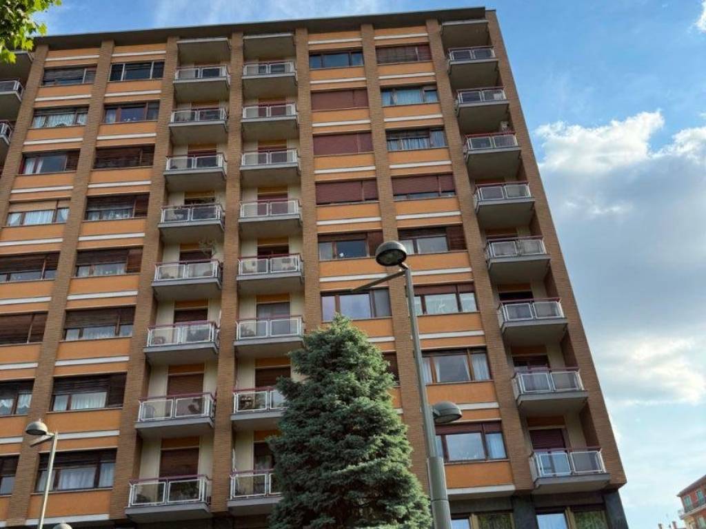 Appartamento a Torino in Piazza Derna, 207 - Foto 2
