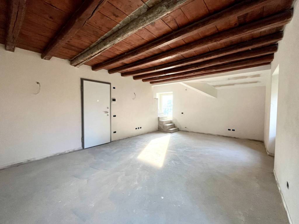 Appartamento a Nembro in Via Benigno Crespi - Foto 4