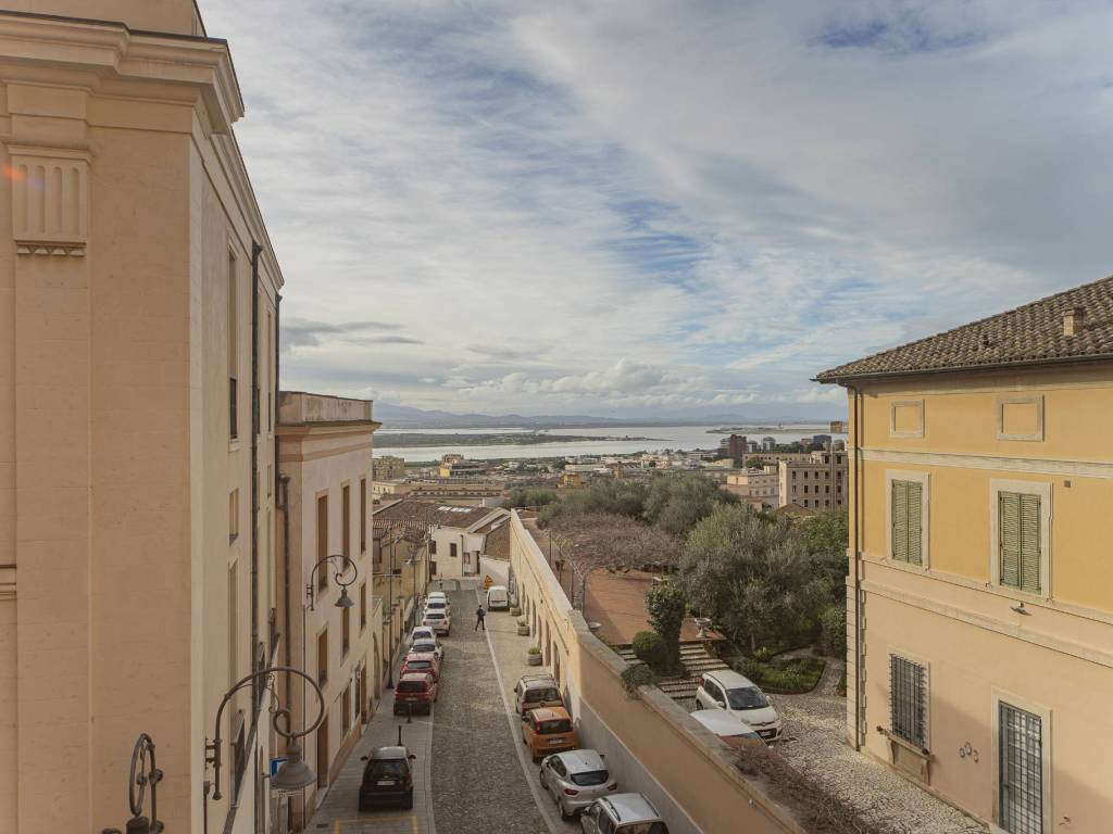Appartamento a Cagliari in Via Alberto Lamarmora - Foto 2