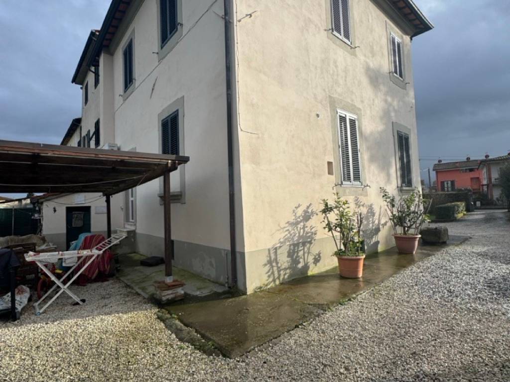 Rustico / casale a Lucca in Via dei Capannoresi - Foto 5