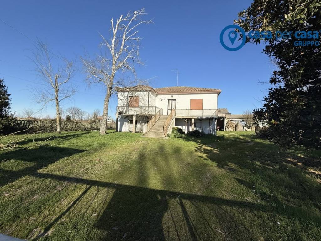 Casa indipendente a Ariano nel polesine in via Provinciale - Foto 2