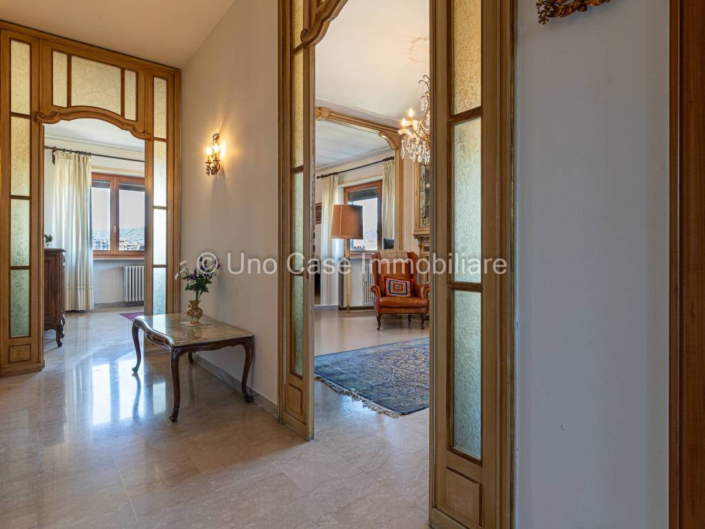 Appartamento a Ivrea in Via Generale Giacomo Pavetti, 6 - Foto 2
