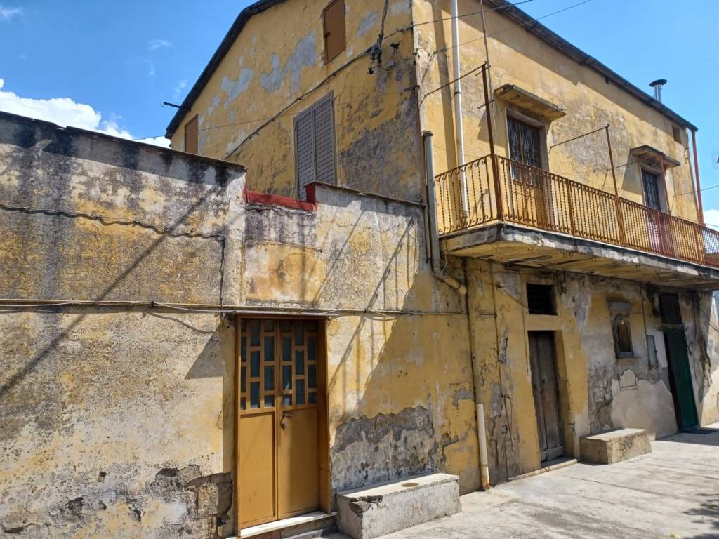 Terreno a Nocera inferiore in Via Provinciale Nocera-Sarno, 60 - Foto 2