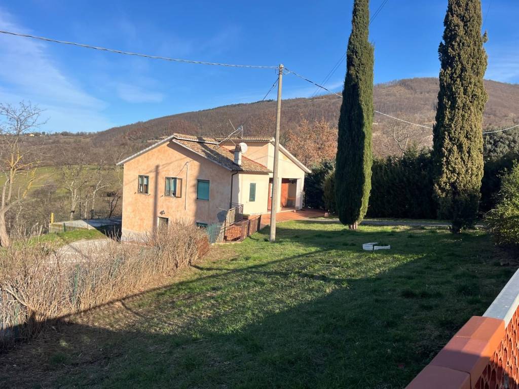 Casa indipendente a Sorano in Strada Provinciale Montebuono, 14 - Foto 2